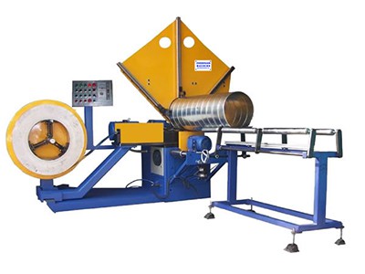 Machine de fabrication de conduits HVAC
