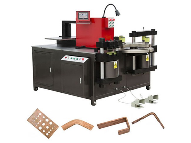 Machine de poinçonnage,de découpe et de cintrage des barres de puissance